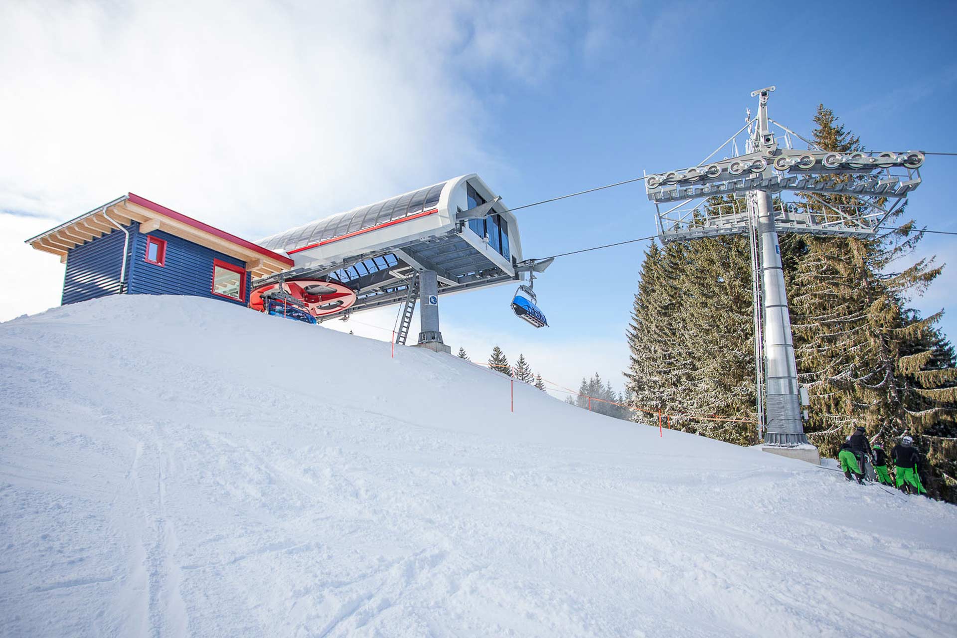 Gipfelstation des Skilifts am Ofterschwanger Horn